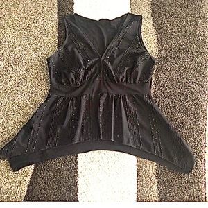 Black sleeveless lace top
